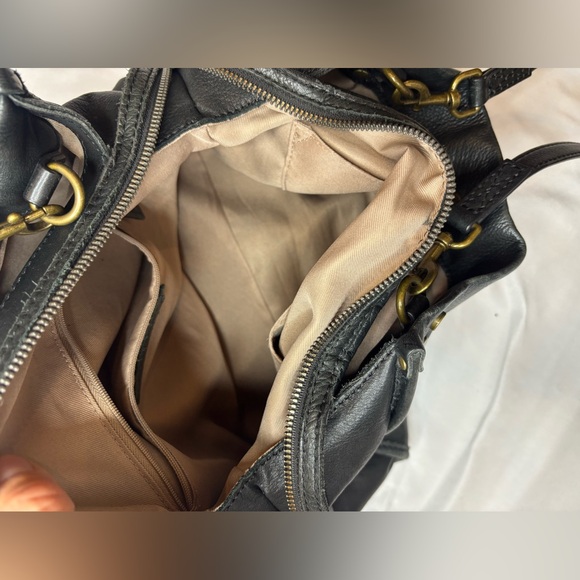 American leather co vintage Black Shoulder Tote with Double Straps - Picture 8 of 9